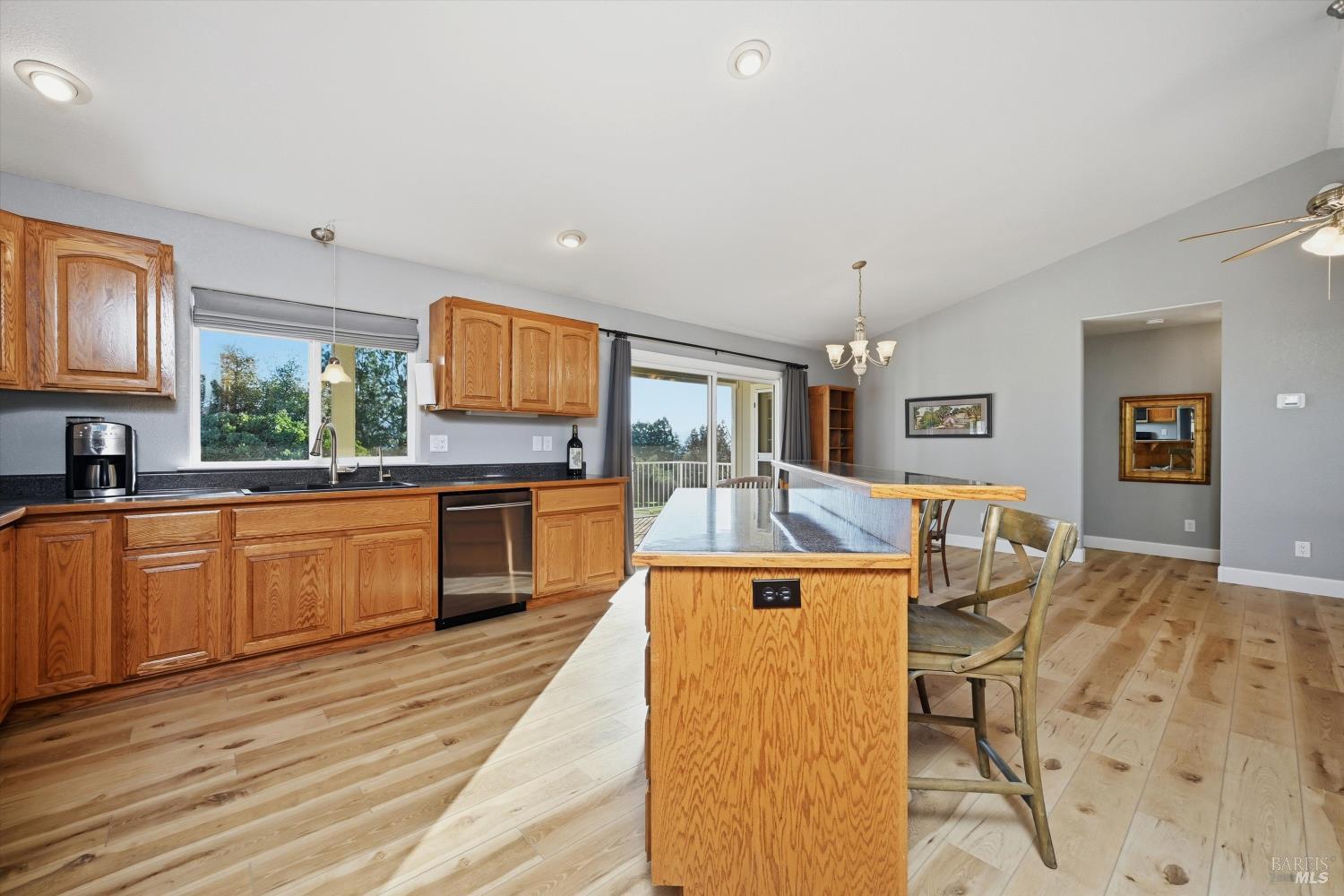 Detail Gallery Image 17 of 30 For 19093 Ravenhill Rd, Hidden Valley Lake,  CA 95467 - 3 Beds | 2 Baths