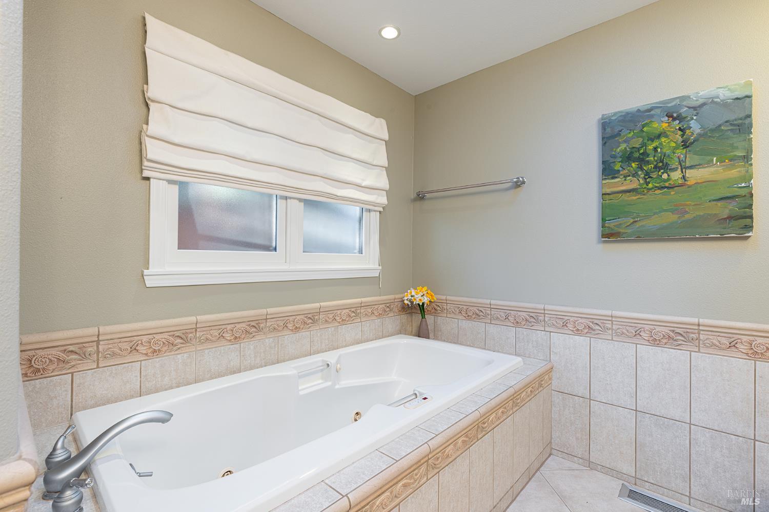 Detail Gallery Image 28 of 48 For 1625 Madrone Ave, Healdsburg,  CA 95448 - 3 Beds | 2 Baths