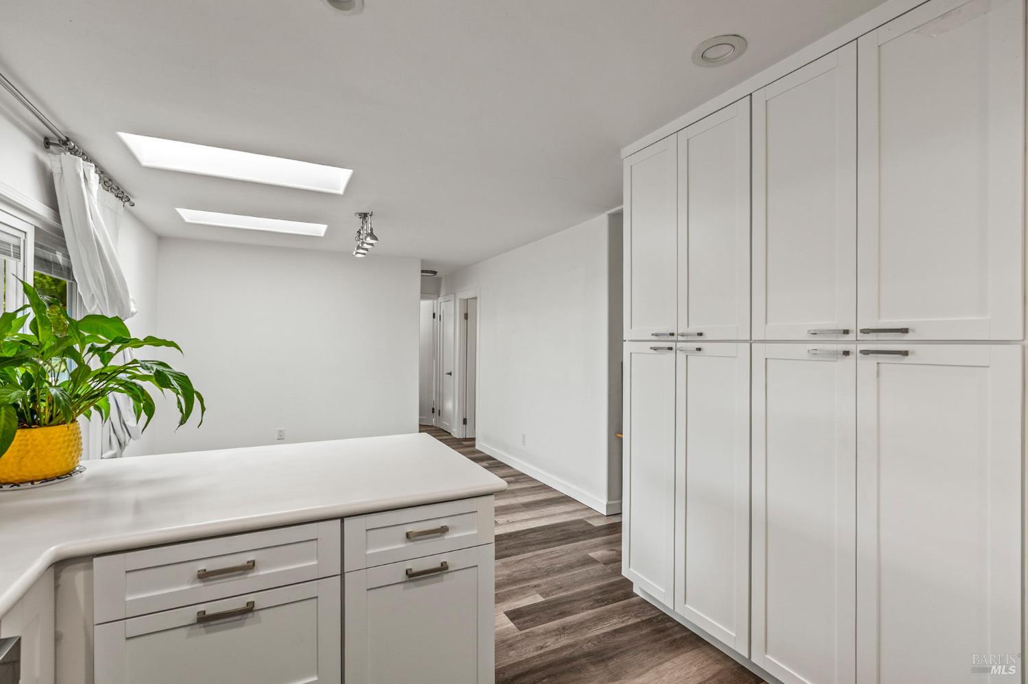 Detail Gallery Image 11 of 22 For 2412 Foothill Blvd  #132 Blvd 132, Calistoga,  CA 94515 - 2 Beds | 2 Baths