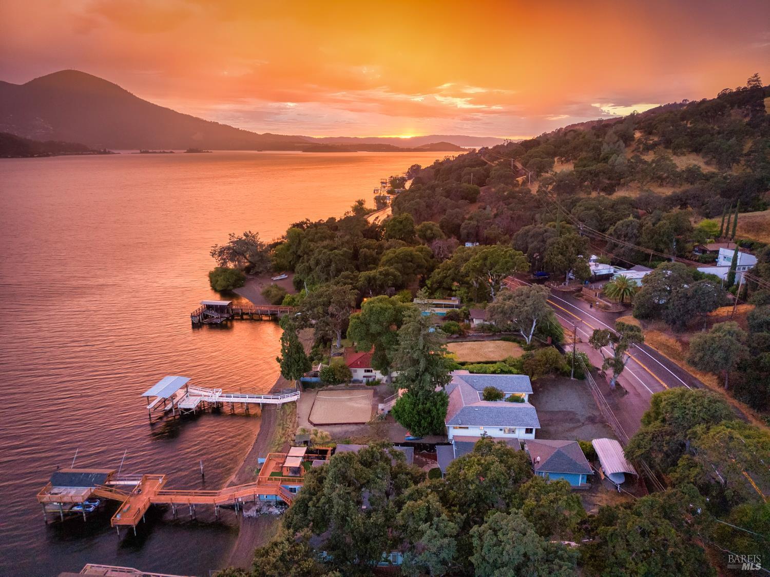 Detail Gallery Image 59 of 63 For 11145 E Highway 20 Unkn, Clearlake Oaks,  CA 95423 - 4 Beds | 2/1 Baths