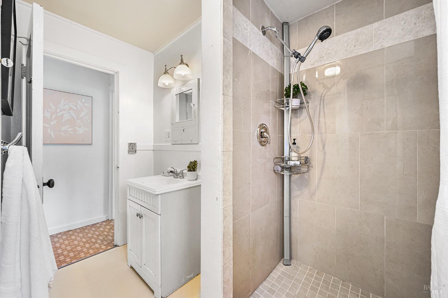 Detail Gallery Image 30 of 54 For 60 Sacramento Ave, San Anselmo,  CA 94960 - 2 Beds | 1 Baths