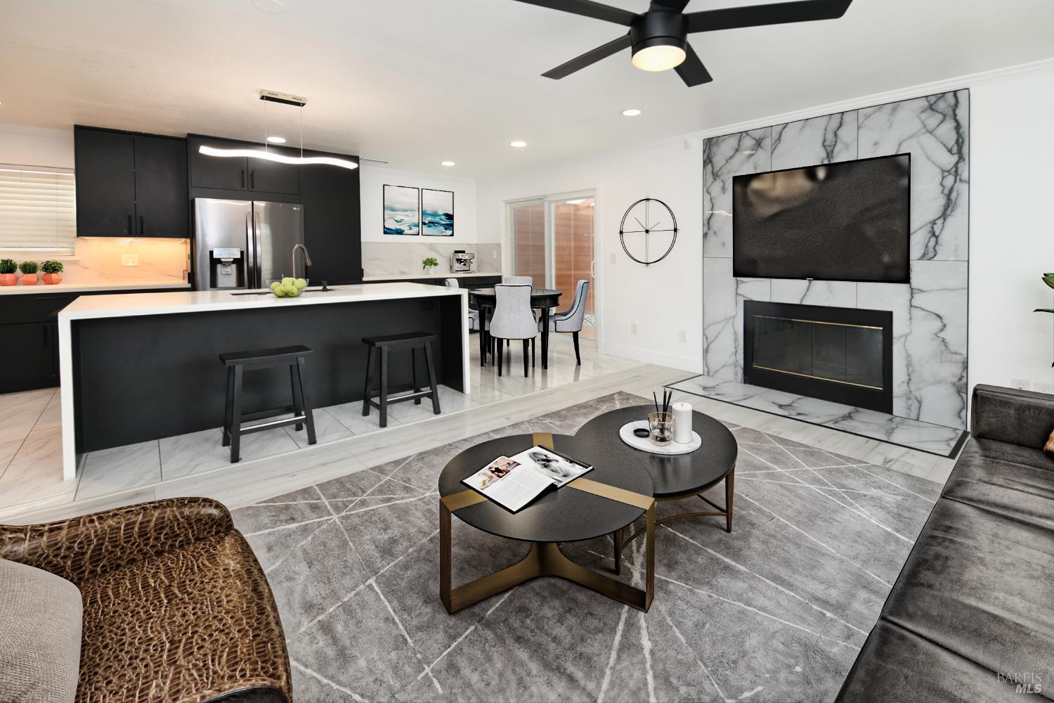 Detail Gallery Image 12 of 78 For 1906 Hoffman Blvd, Richmond,  CA 94804 - 7 Beds | 4/1 Baths