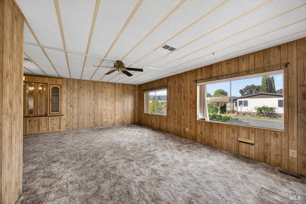 Detail Gallery Image 8 of 47 For 99 Mobile Dr 99, Napa,  CA 94558 - 2 Beds | 2 Baths