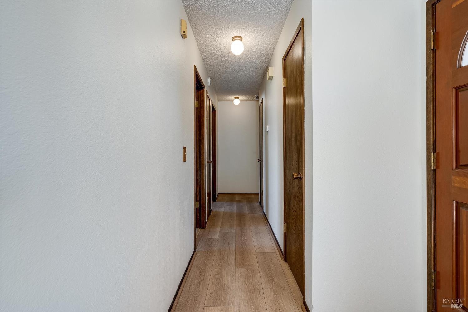 Detail Gallery Image 23 of 54 For 1477 Russell Ave, Santa Rosa,  CA 95403 - 3 Beds | 2 Baths