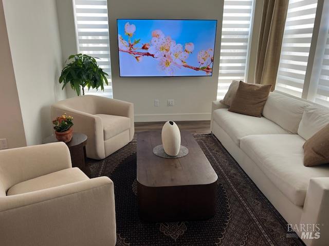 Detail Gallery Image 10 of 29 For 254 Verandah Ave, Novato,  CA 94945 - 3 Beds | 2/2 Baths