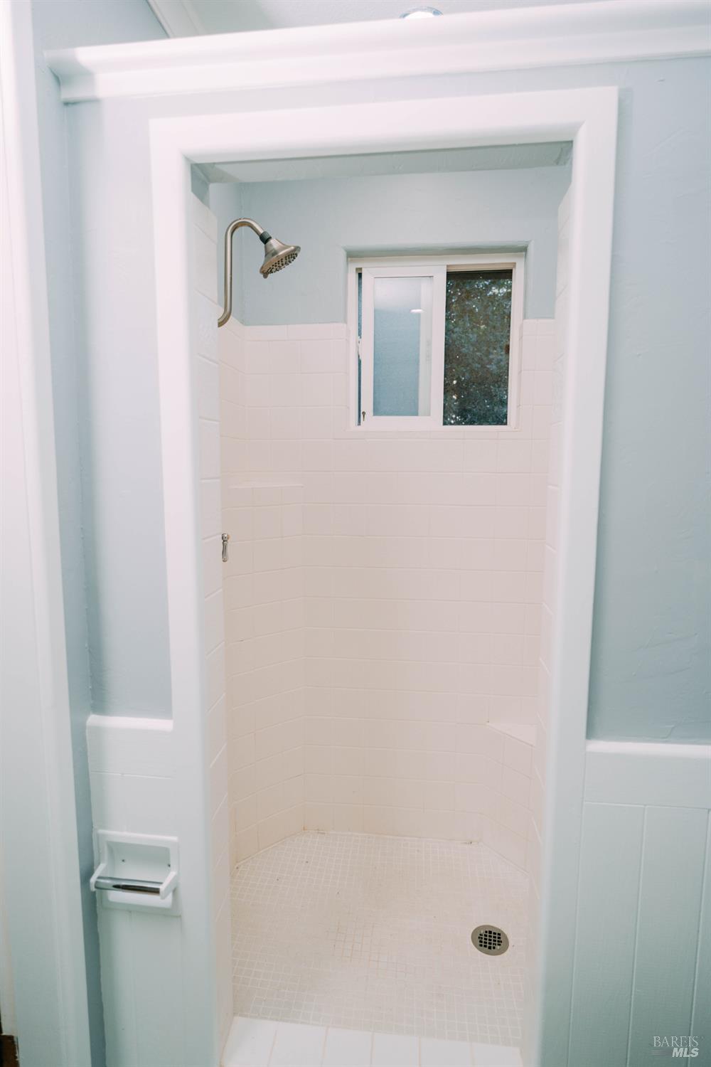 Detail Gallery Image 19 of 33 For 3607 Shoreline View Way, Kelseyville,  CA 95451 - 2 Beds | 1/1 Baths