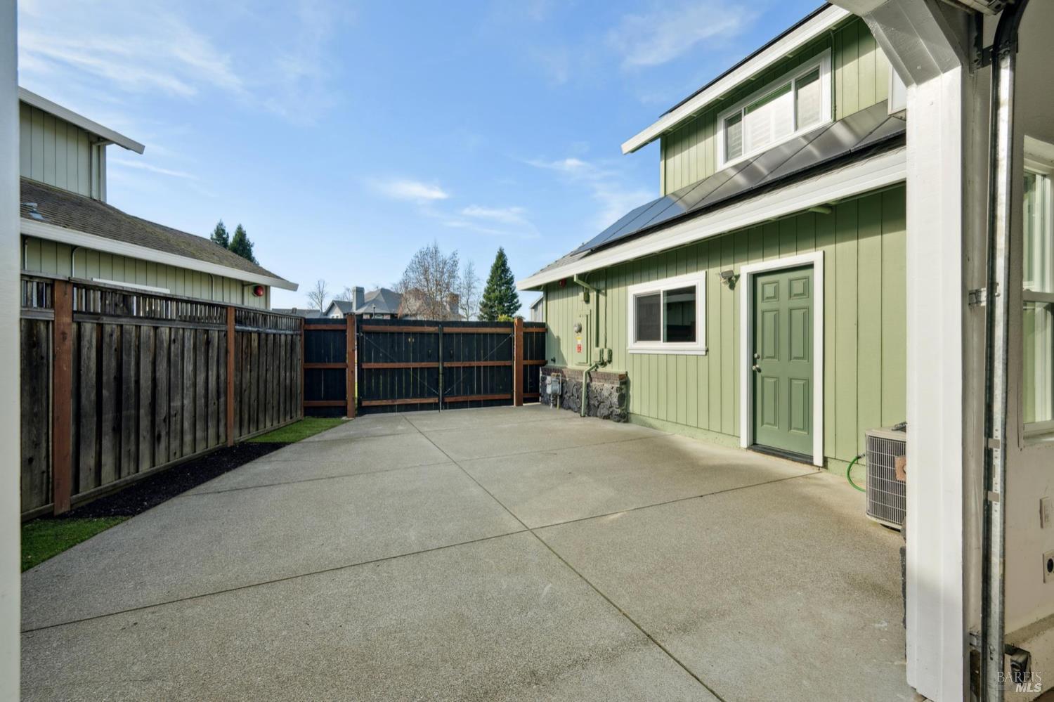 Detail Gallery Image 63 of 69 For 446 Tee Ct, Healdsburg,  CA 95448 - 4 Beds | 3 Baths