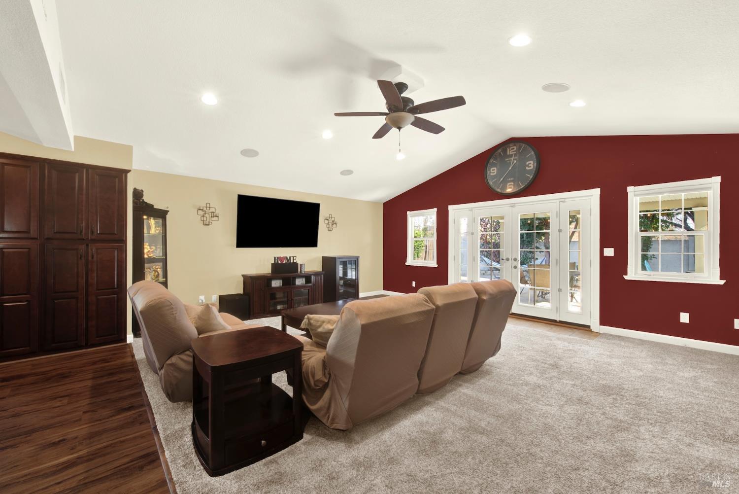 Detail Gallery Image 31 of 64 For 967 Copper Way, Vacaville,  CA 95687 - 3 Beds | 2/1 Baths
