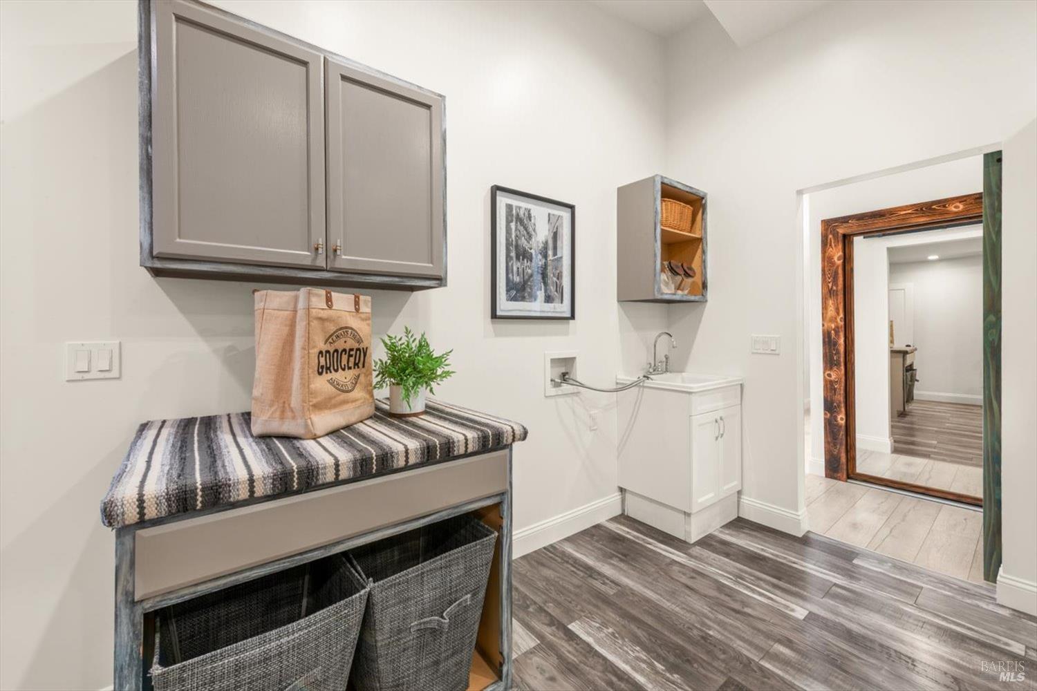 Detail Gallery Image 44 of 99 For 2135 E 2nd St, Benicia,  CA 94510 - 5 Beds | 4 Baths