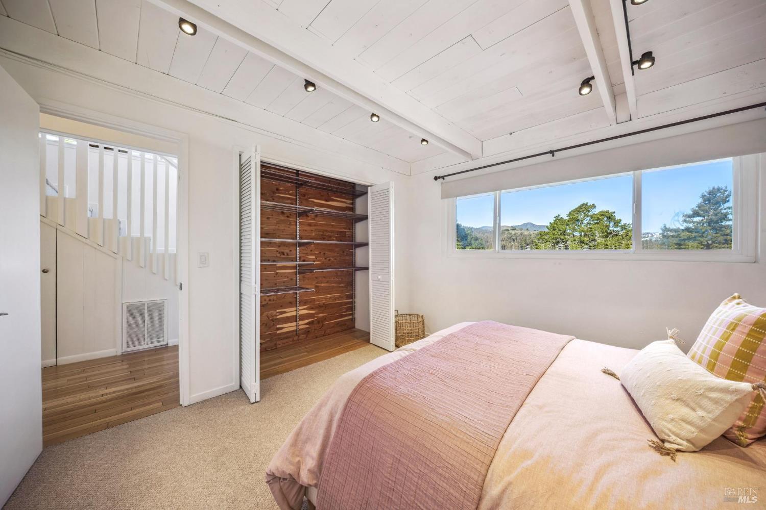 Detail Gallery Image 15 of 28 For 763 Marin Dr, Mill Valley,  CA 94941 - 3 Beds | 3 Baths