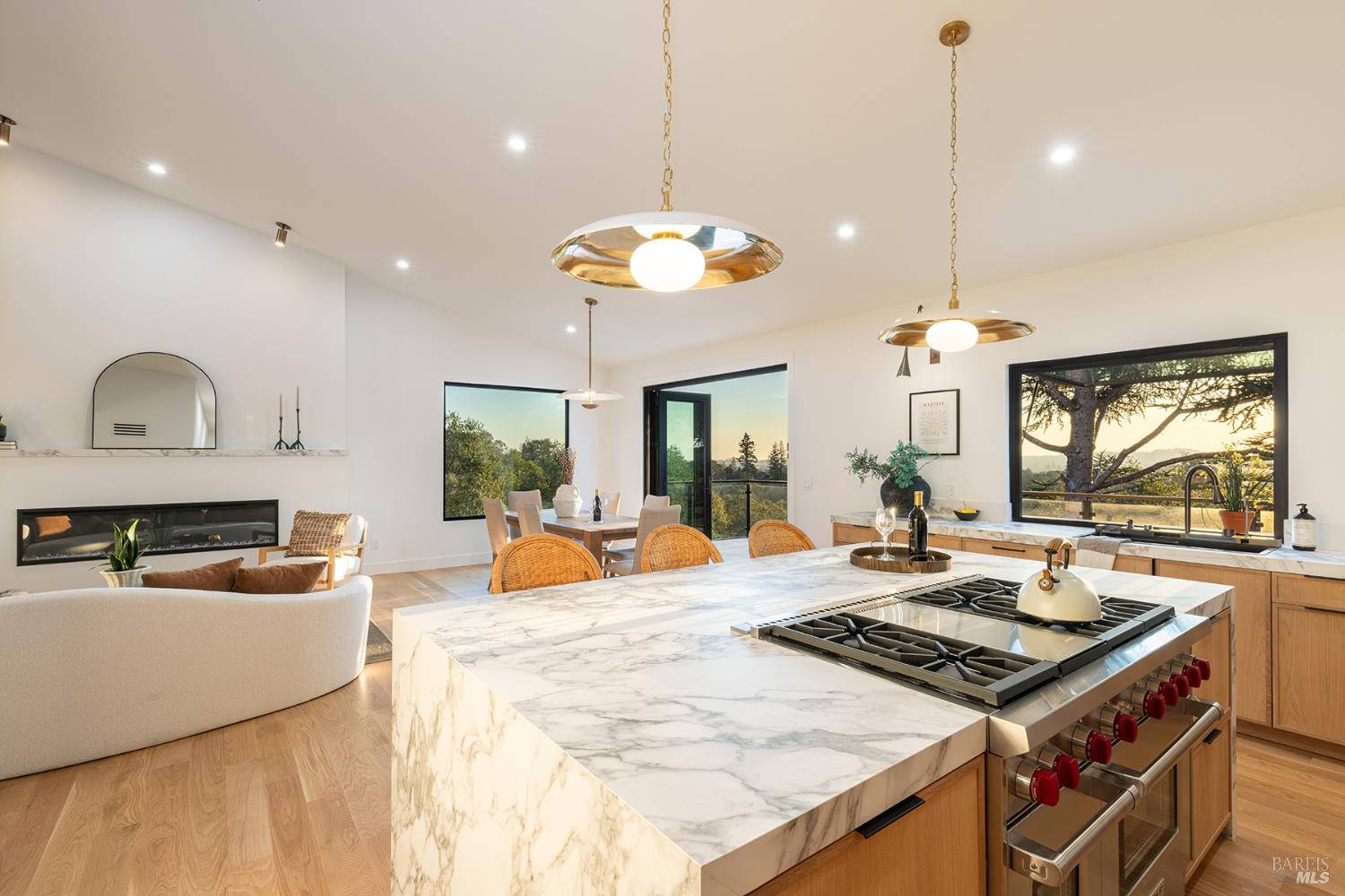 Detail Gallery Image 20 of 74 For 559 E Spring St, Napa,  CA 94559 - 3 Beds | 3/2 Baths