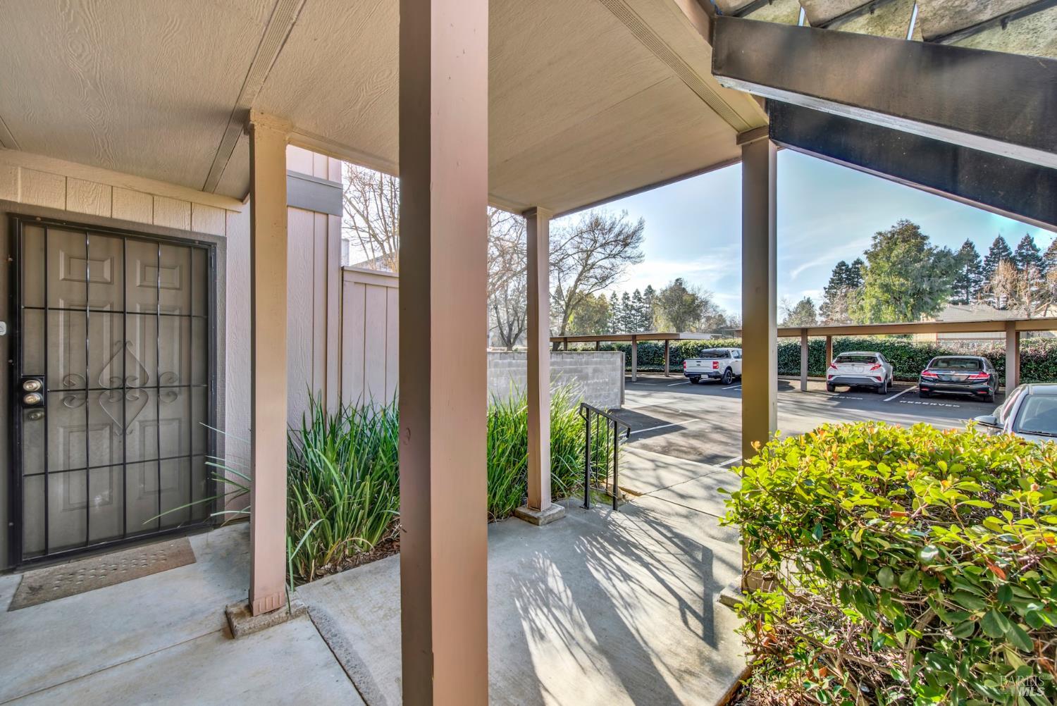 Detail Gallery Image 2 of 55 For 1801 Marshall Rd #801,  Vacaville,  CA 95687 - 2 Beds | 2 Baths