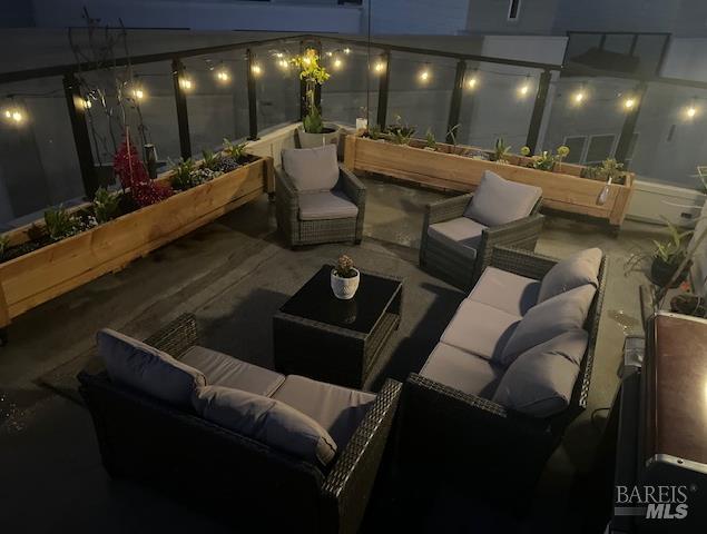 Detail Gallery Image 21 of 29 For 254 Verandah Ave, Novato,  CA 94945 - 3 Beds | 2/2 Baths