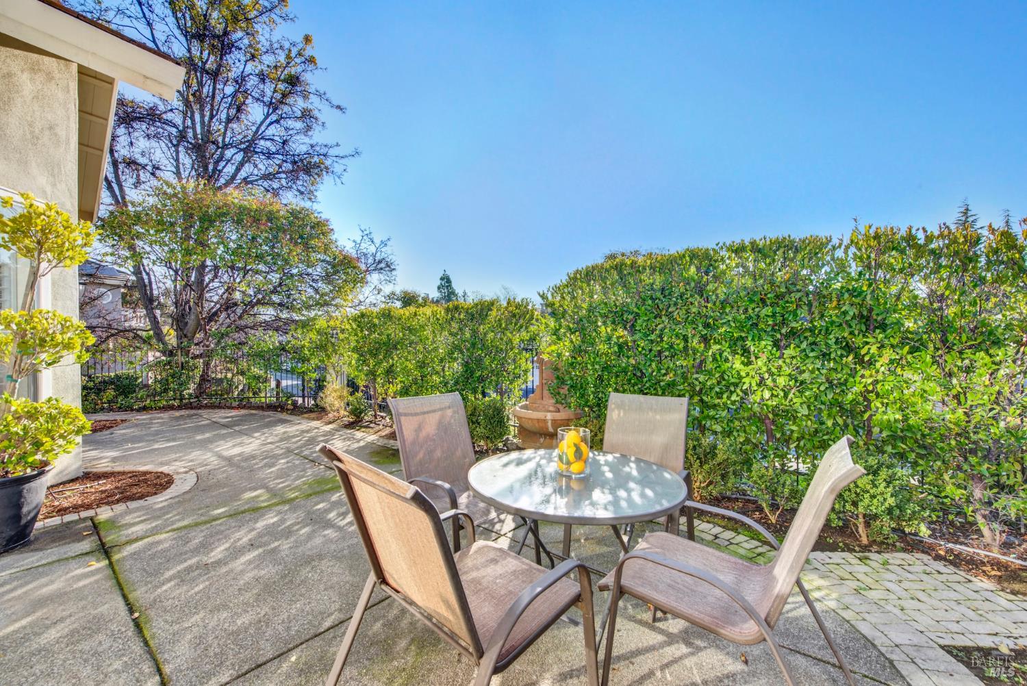 Detail Gallery Image 32 of 63 For 2897 Quail Hollow Dr, Fairfield,  CA 94534 - 3 Beds | 2 Baths