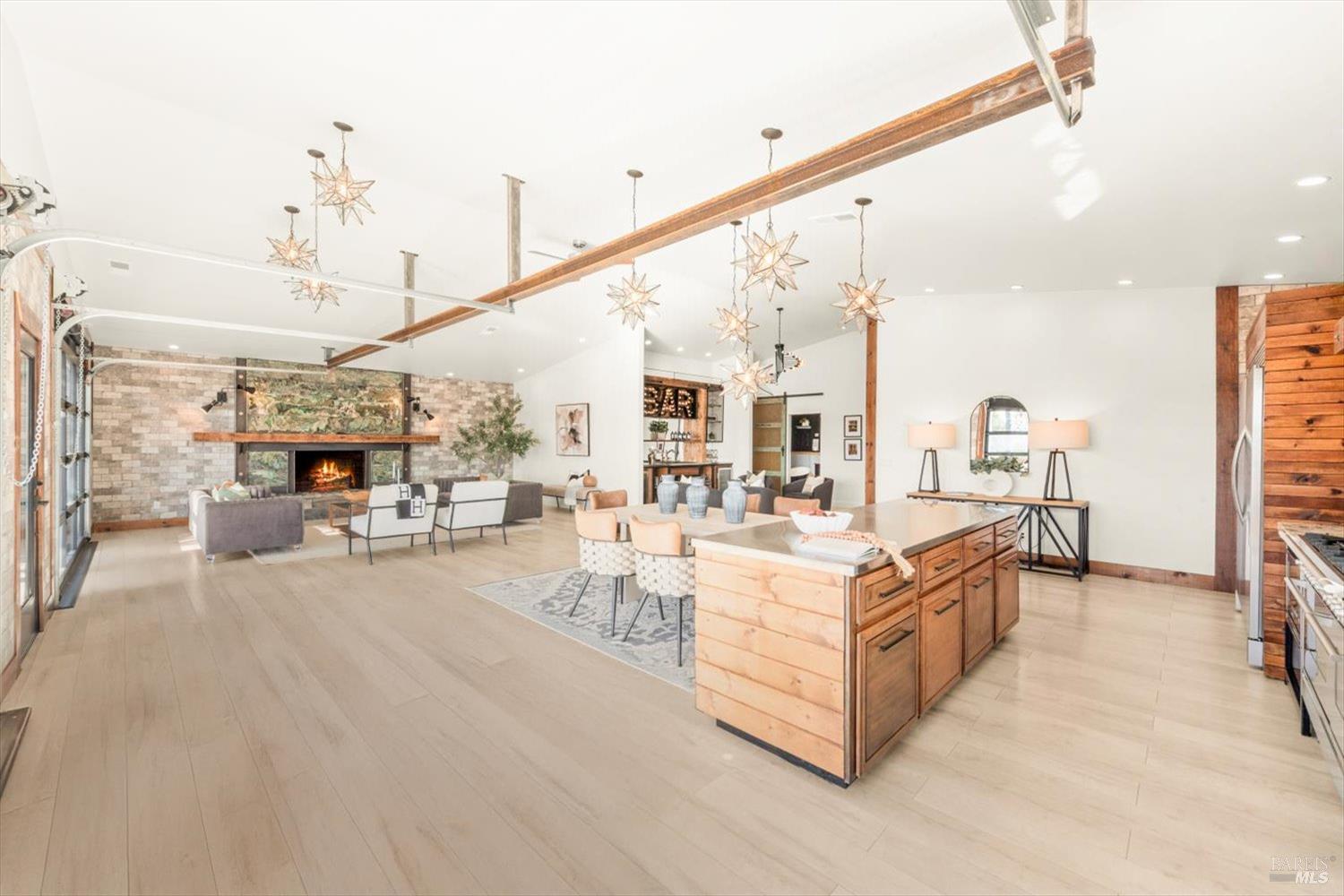 Detail Gallery Image 21 of 99 For 2135 E 2nd St, Benicia,  CA 94510 - 5 Beds | 4 Baths