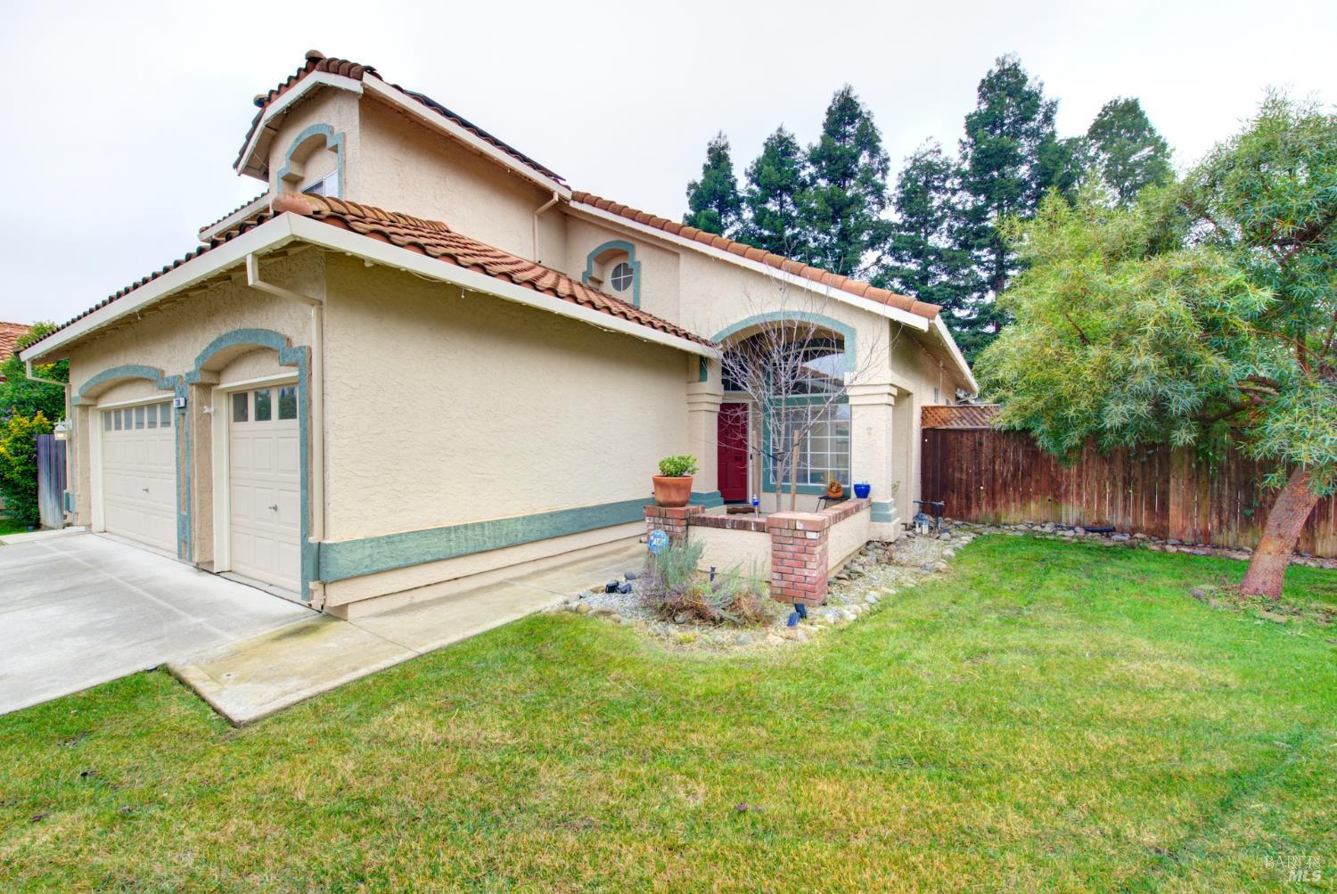 Detail Gallery Image 6 of 66 For 230 Sparrow St, Vacaville,  CA 95687 - 4 Beds | 3 Baths