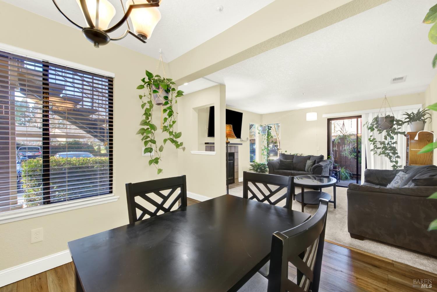 Detail Gallery Image 13 of 55 For 1801 Marshall Rd #801,  Vacaville,  CA 95687 - 2 Beds | 2 Baths