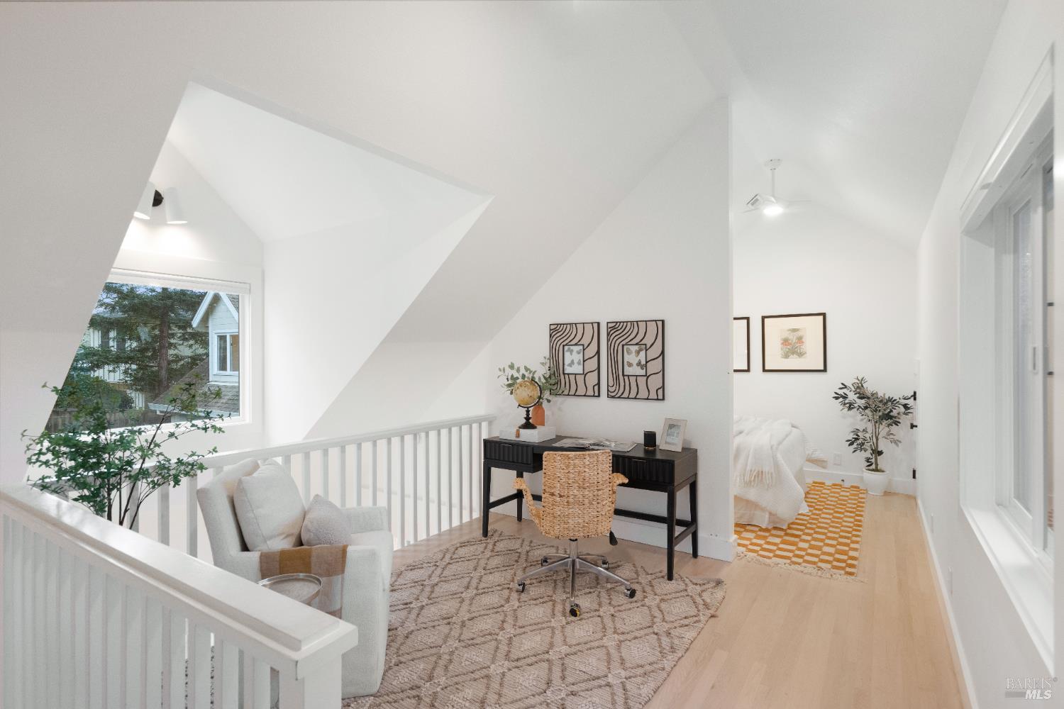 Detail Gallery Image 34 of 38 For 13605 Garric Ave, Glen Ellen,  CA 95442 - 5 Beds | 4/1 Baths