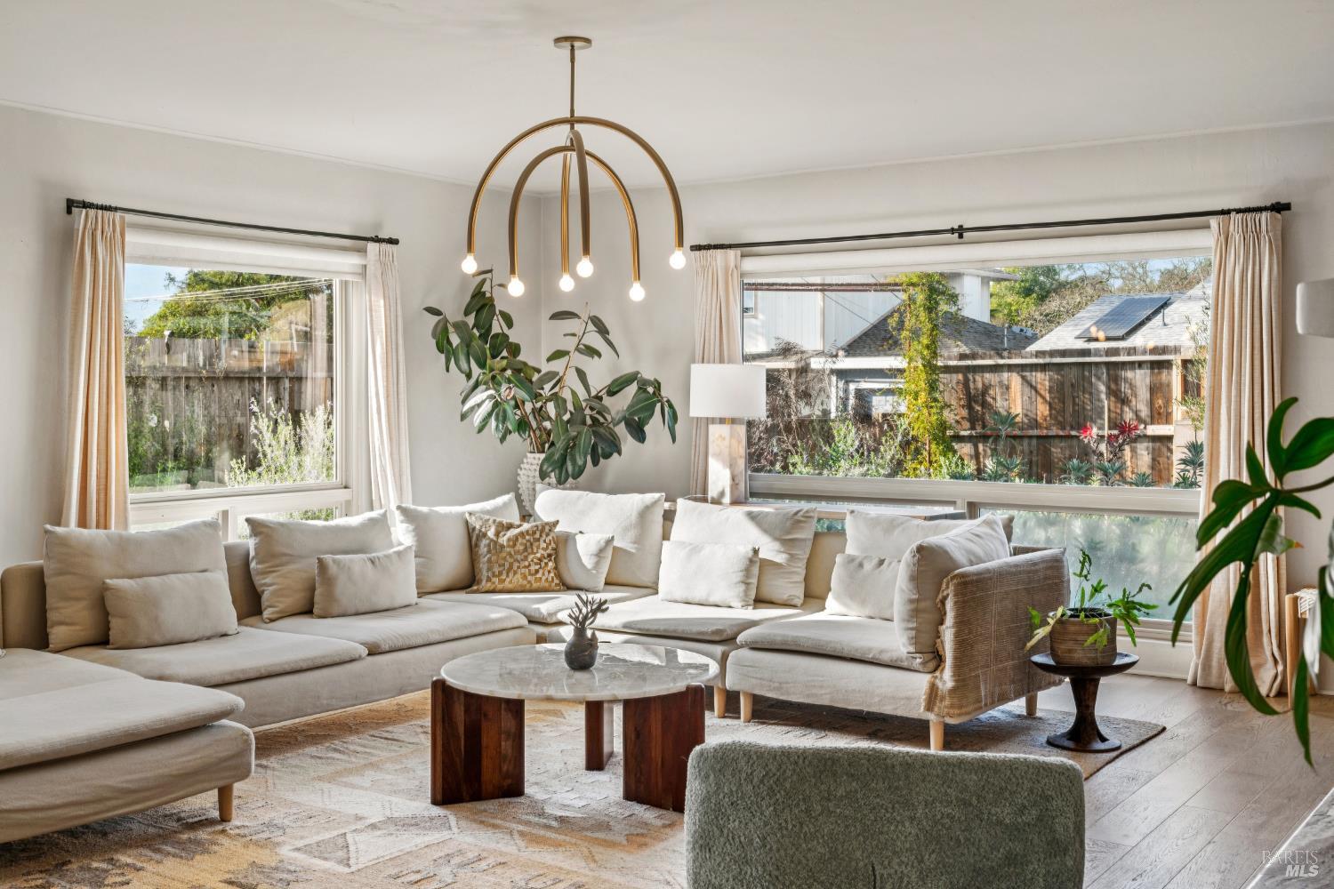 Detail Gallery Image 14 of 39 For 601 Baines Ave, Sonoma,  CA 95476 - 2 Beds | 1 Baths