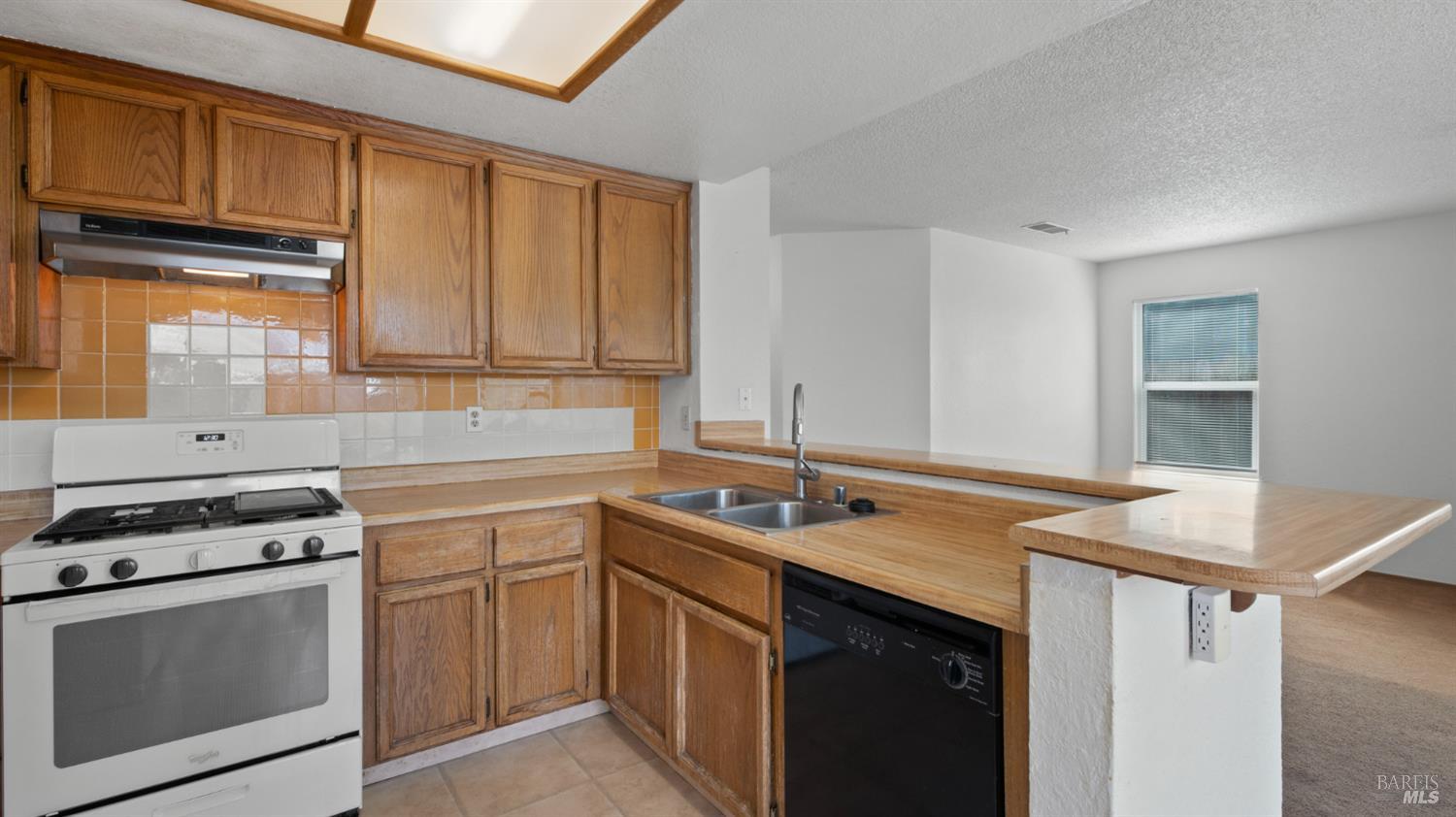 Detail Gallery Image 20 of 45 For 22 Brighton Dr, Vallejo,  CA 94591 - 4 Beds | 3 Baths