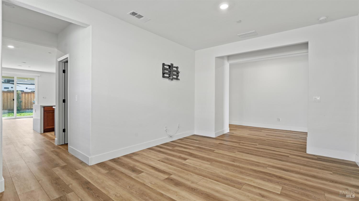 Detail Gallery Image 18 of 48 For 801 Billhook Dr, Vacaville,  CA 95687 - 3 Beds | 2 Baths