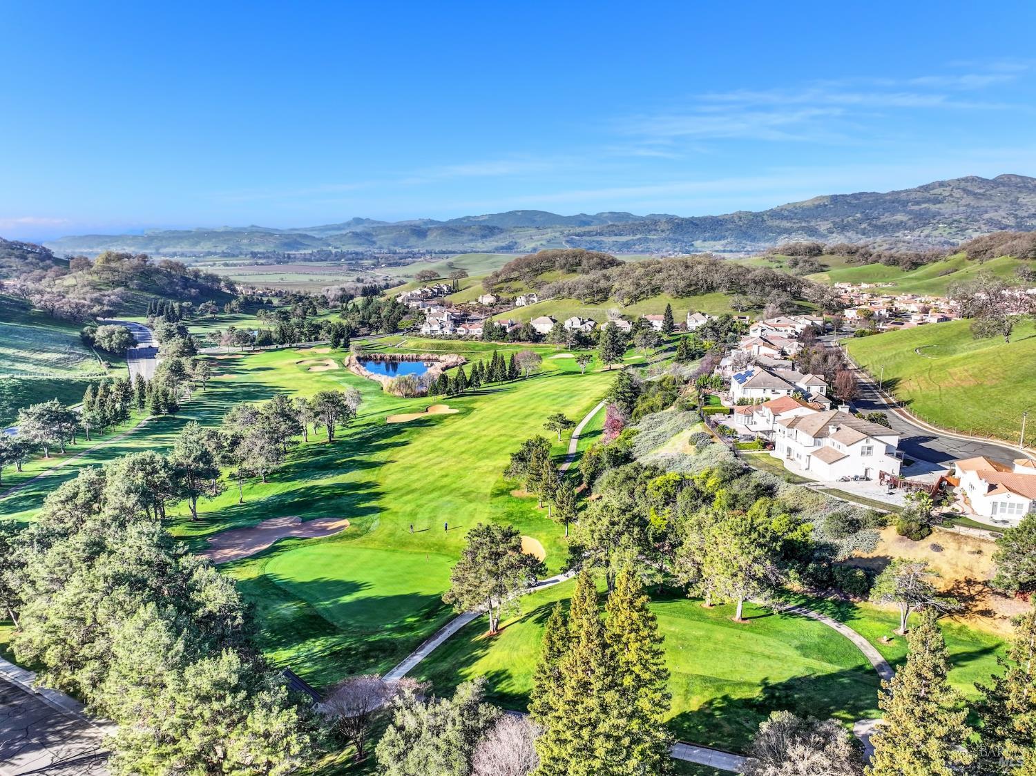 Detail Gallery Image 3 of 63 For 2897 Quail Hollow Dr, Fairfield,  CA 94534 - 3 Beds | 2 Baths