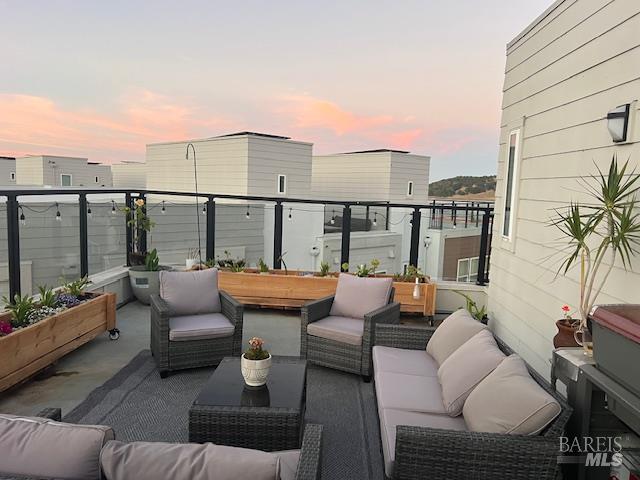 Detail Gallery Image 18 of 29 For 254 Verandah Ave, Novato,  CA 94945 - 3 Beds | 2/2 Baths