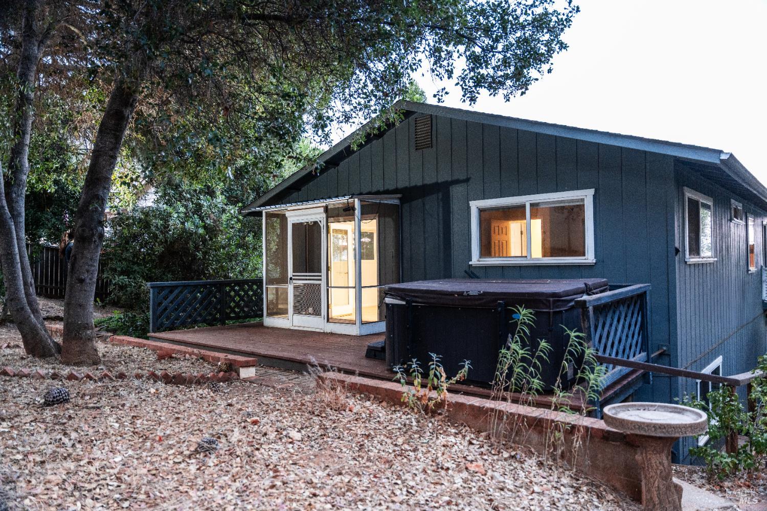 Detail Gallery Image 9 of 33 For 3607 Shoreline View Way, Kelseyville,  CA 95451 - 2 Beds | 1/1 Baths