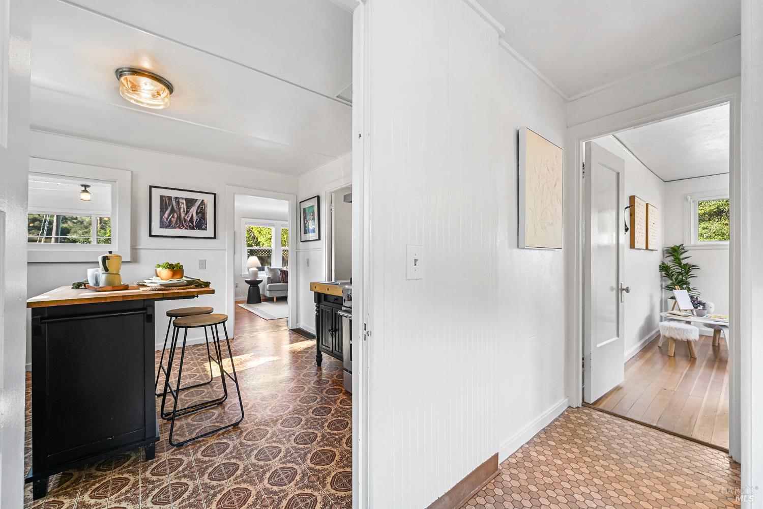 Detail Gallery Image 23 of 54 For 60 Sacramento Ave, San Anselmo,  CA 94960 - 2 Beds | 1 Baths