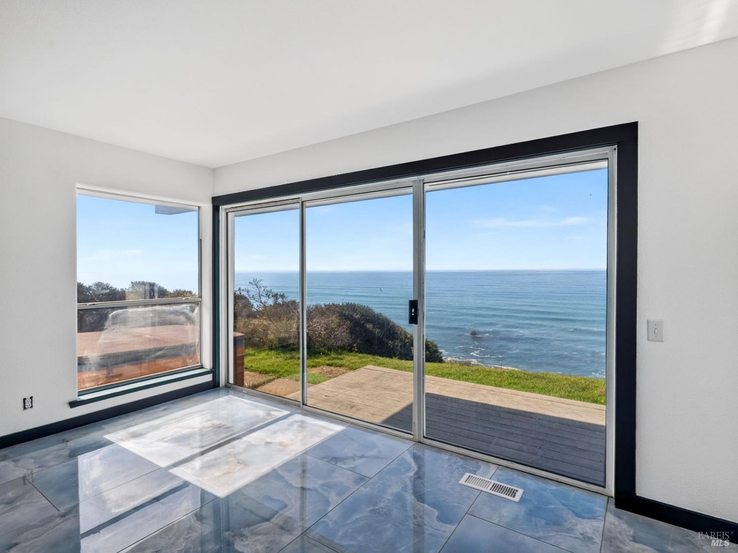 Detail Gallery Image 28 of 61 For 14800 Navarro Way, Manchester,  CA 95459 - 4 Beds | 3 Baths