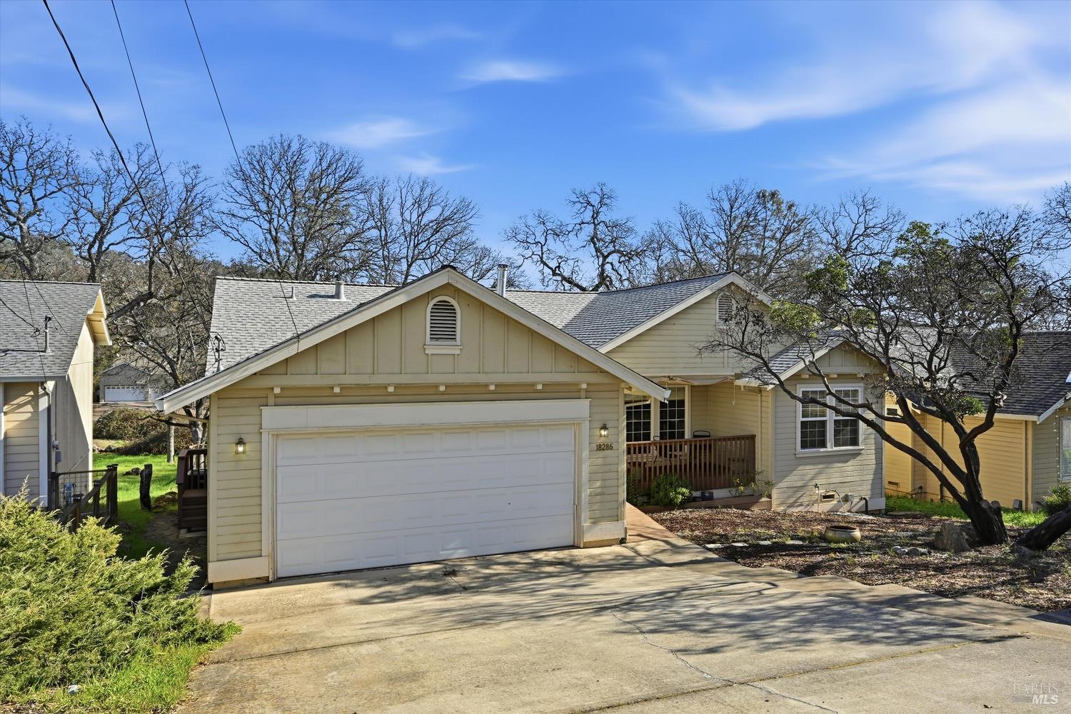 Detail Gallery Image 27 of 32 For 18286 North Shore Dr, Hidden Valley Lake,  CA 95467 - 3 Beds | 2 Baths