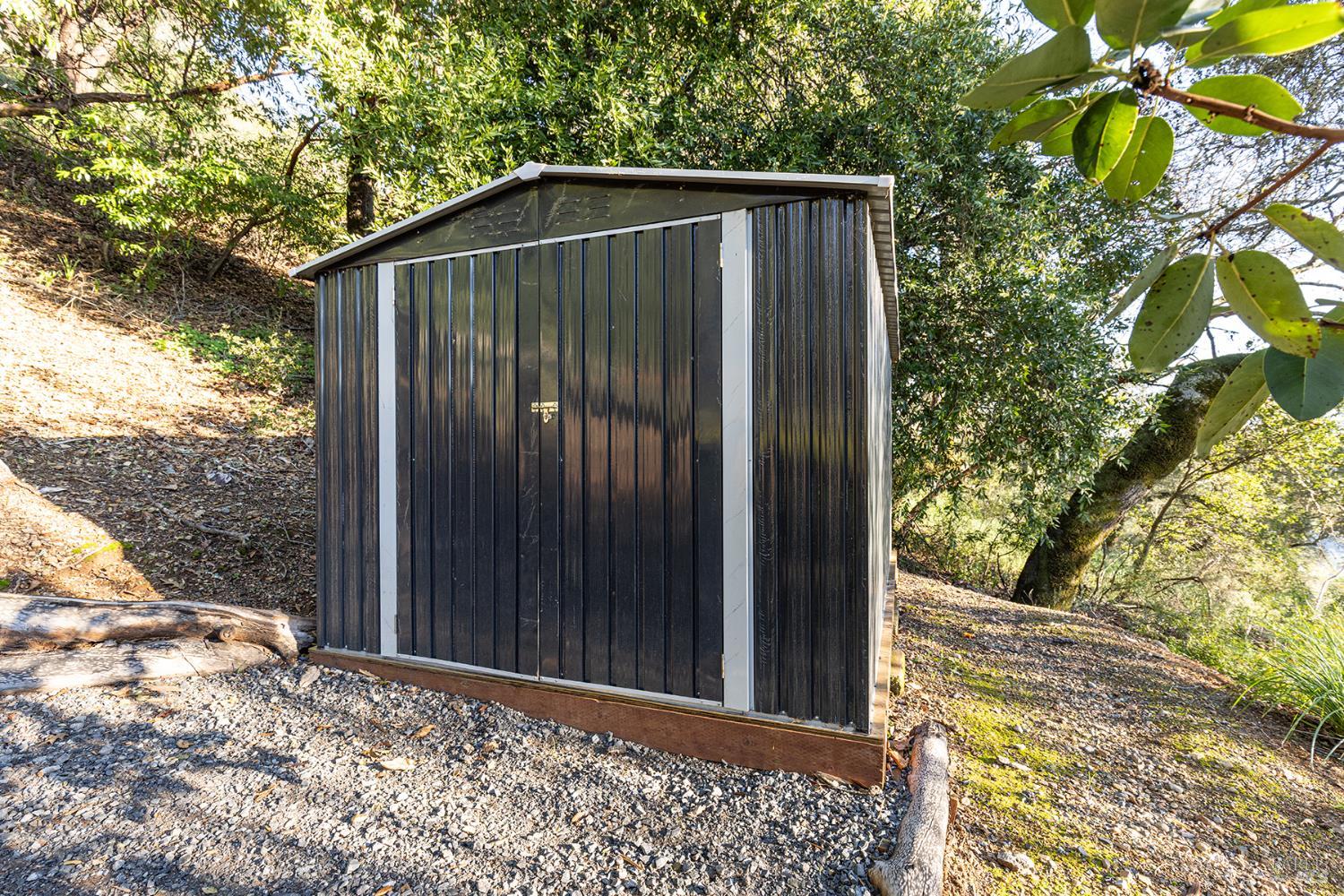 Detail Gallery Image 36 of 48 For 1625 Madrone Ave, Healdsburg,  CA 95448 - 3 Beds | 2 Baths