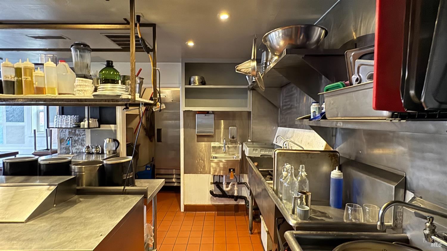 Detail Gallery Image 10 of 16 For 35 E Commercial St, Willits,  CA 95490 - – Beds | – Baths