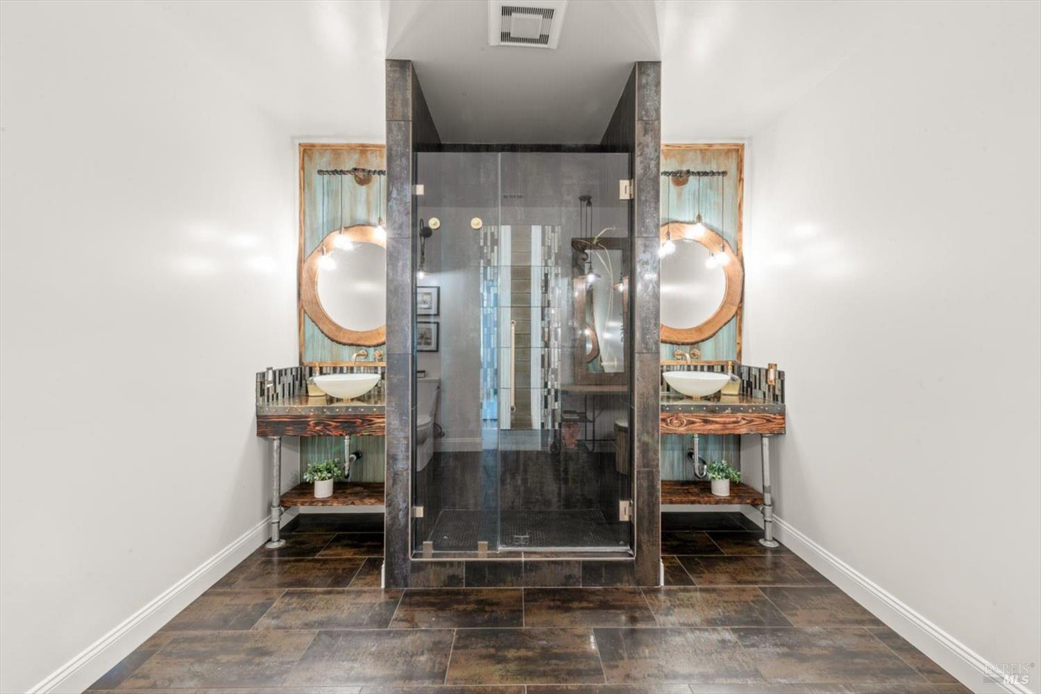 Detail Gallery Image 51 of 99 For 2135 E 2nd St, Benicia,  CA 94510 - 5 Beds | 4 Baths