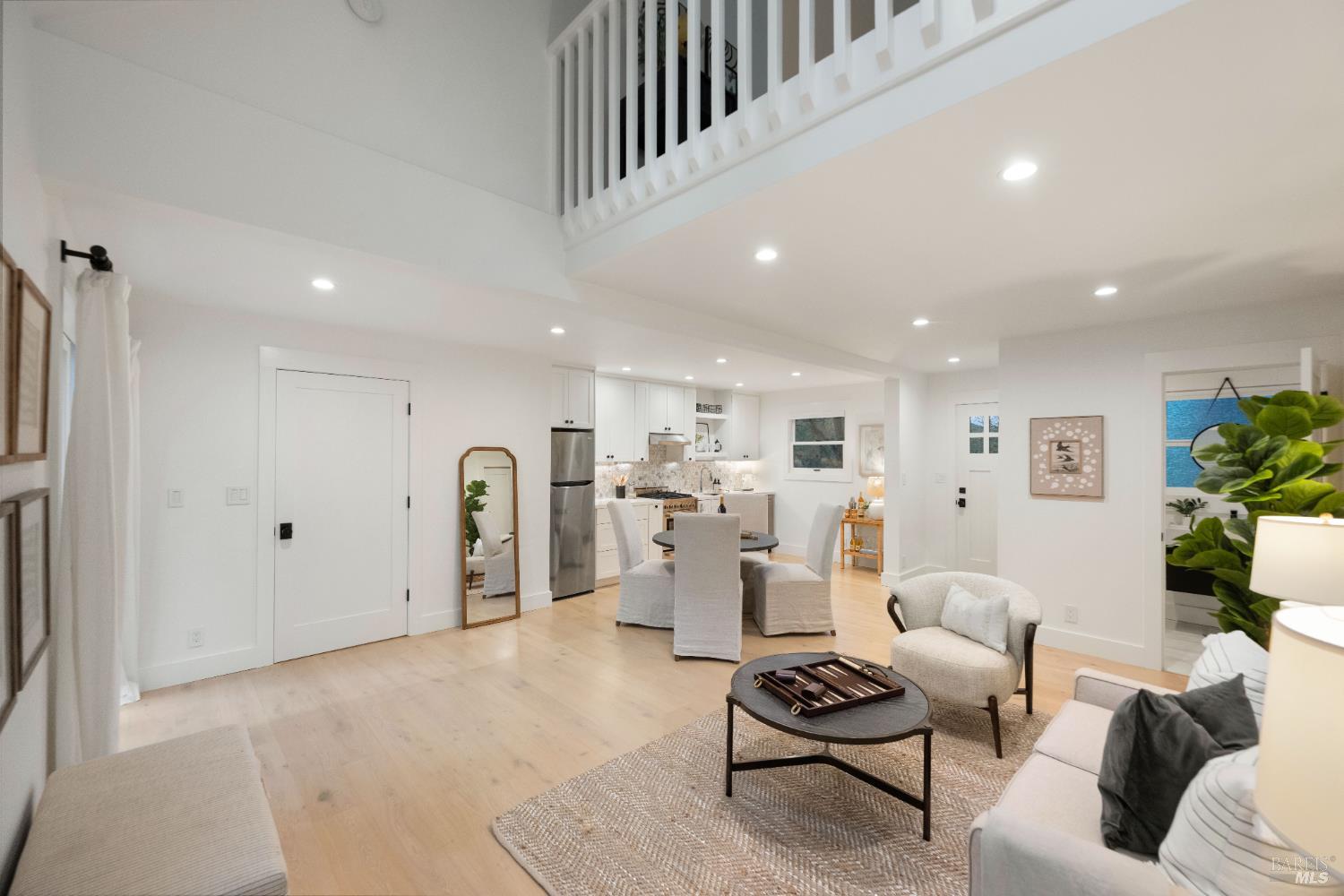 Detail Gallery Image 29 of 38 For 13605 Garric Ave, Glen Ellen,  CA 95442 - 5 Beds | 4/1 Baths