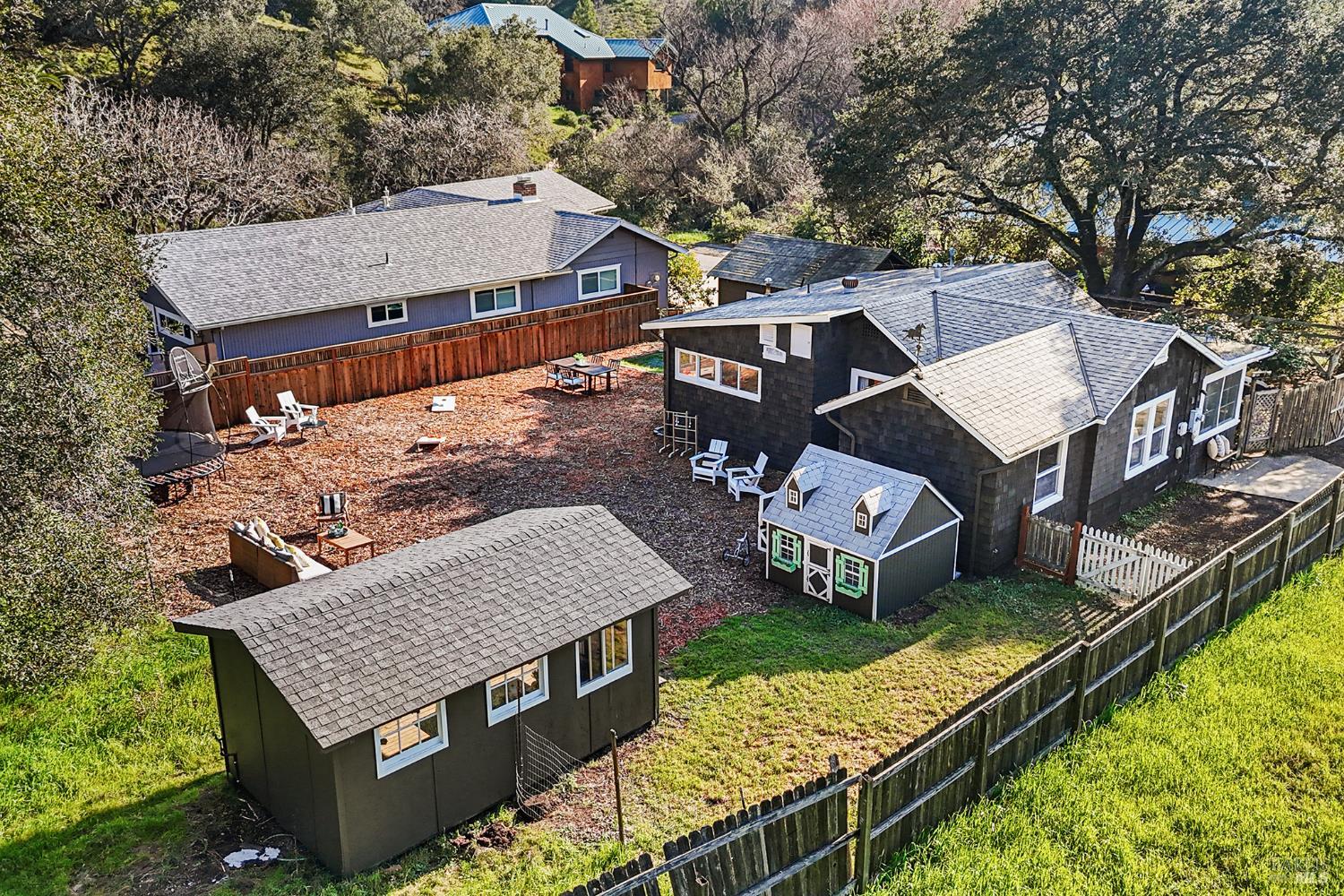 Detail Gallery Image 53 of 54 For 60 Sacramento Ave, San Anselmo,  CA 94960 - 2 Beds | 1 Baths