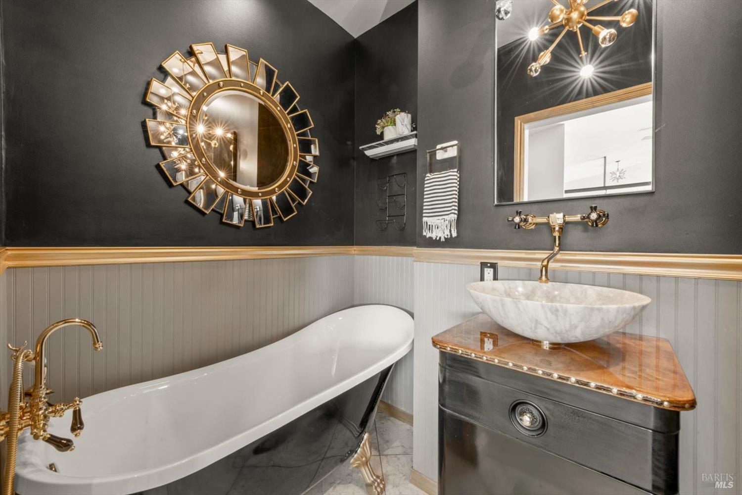 Detail Gallery Image 45 of 99 For 2135 E 2nd St, Benicia,  CA 94510 - 5 Beds | 4 Baths