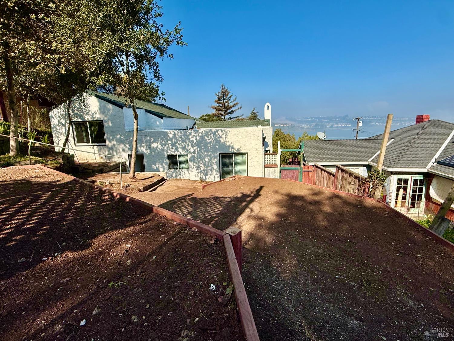 Detail Gallery Image 29 of 37 For 435 Alhambra St, Crockett,  CA 94525 - 3 Beds | 2 Baths