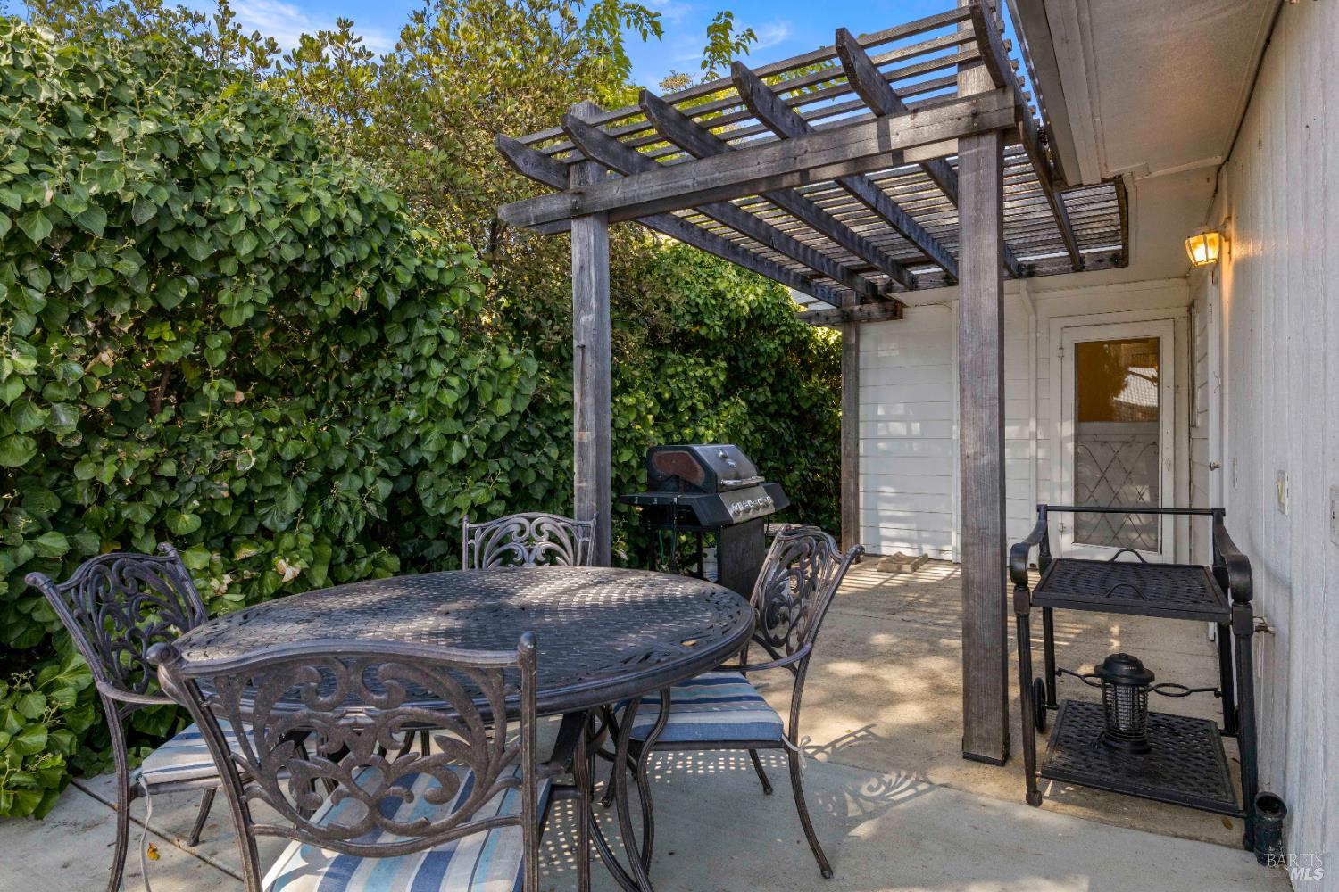 Detail Gallery Image 42 of 63 For 11145 E Highway 20 Unkn, Clearlake Oaks,  CA 95423 - 4 Beds | 2/1 Baths