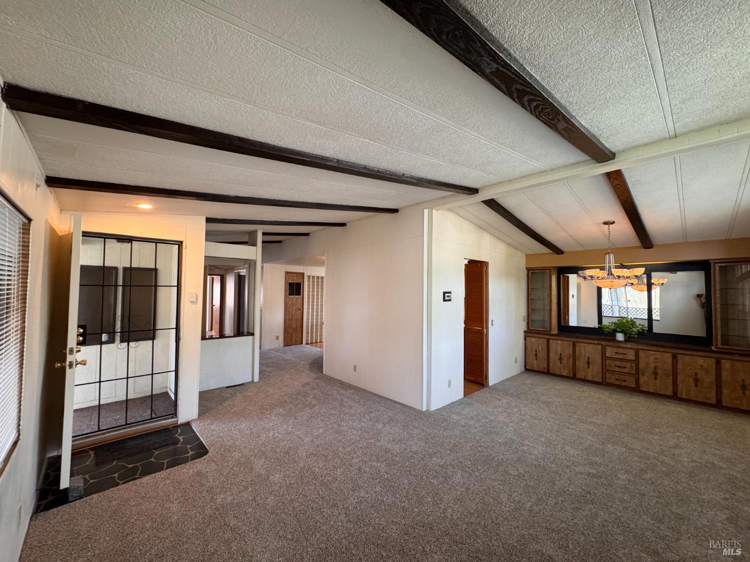 Detail Gallery Image 7 of 35 For 97 Glenoak Ct, Santa Rosa,  CA 95409 - 2 Beds | 2 Baths