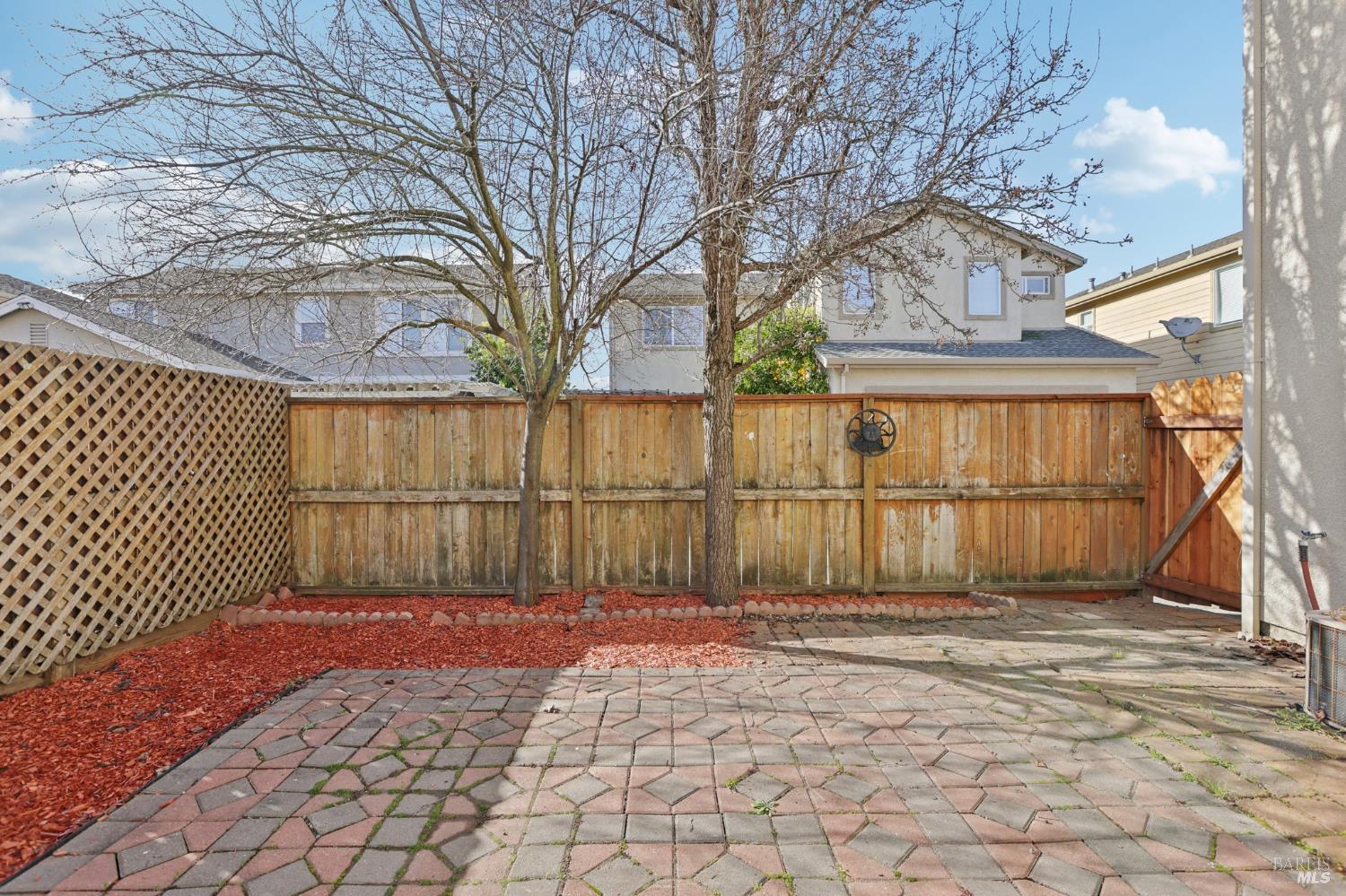 Detail Gallery Image 31 of 40 For 2623 Rosevine Ln, Santa Rosa,  CA 95407 - 4 Beds | 2/1 Baths