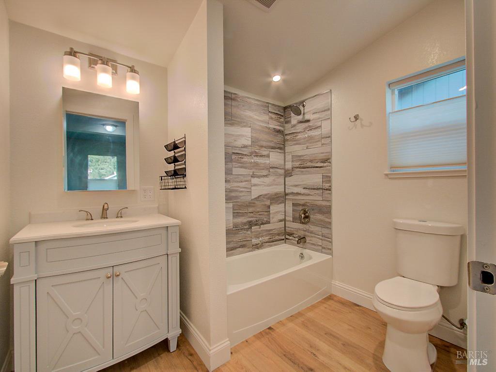 Detail Gallery Image 14 of 26 For 1002 Cedar St, Fort Bragg,  CA 95437 - 2 Beds | 2 Baths