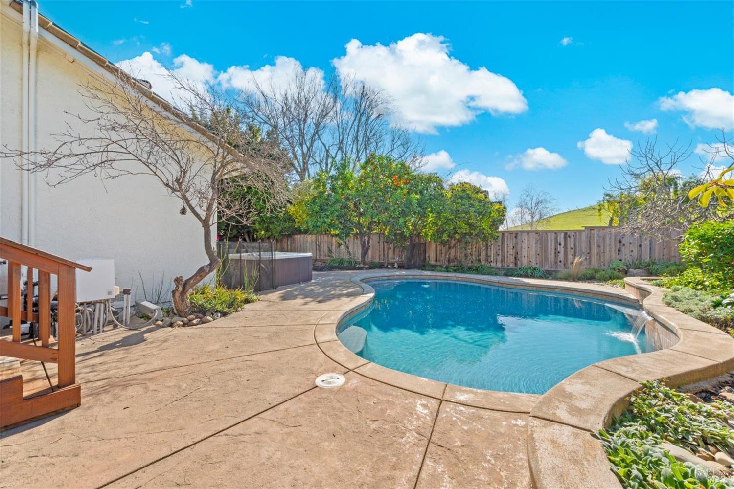 Detail Gallery Image 49 of 66 For 3327 Colonial Ct, Fairfield,  CA 94534 - 4 Beds | 3 Baths