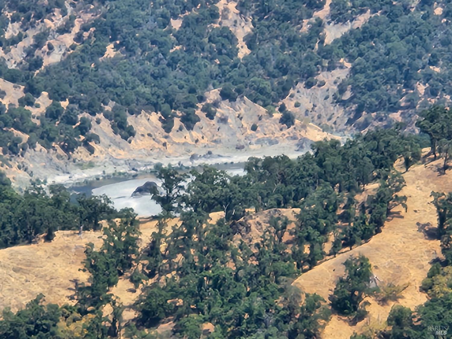 Detail Gallery Image 34 of 64 For 8225 Spyrock Rd, Laytonville,  CA 95454 - 2 Beds | 2 Baths