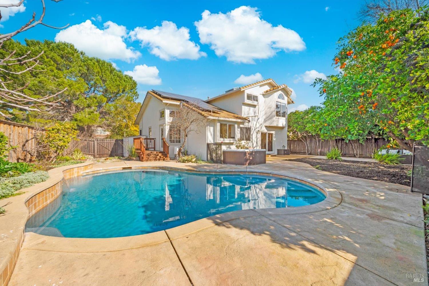 Detail Gallery Image 43 of 66 For 3327 Colonial Ct, Fairfield,  CA 94534 - 4 Beds | 3 Baths