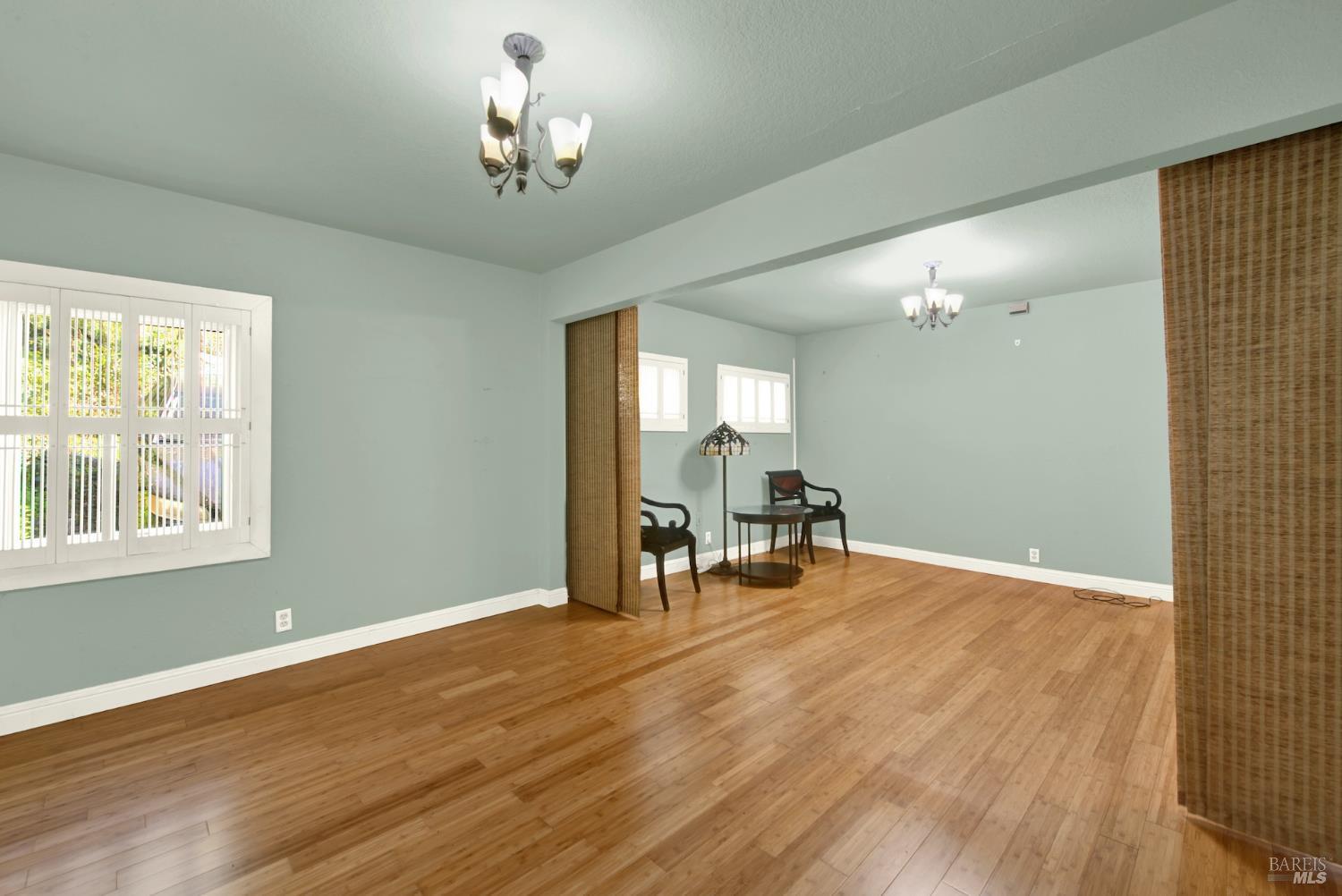 Detail Gallery Image 34 of 65 For 7937 Sunkist Dr, Oakland,  CA 94605 - 4 Beds | 3 Baths