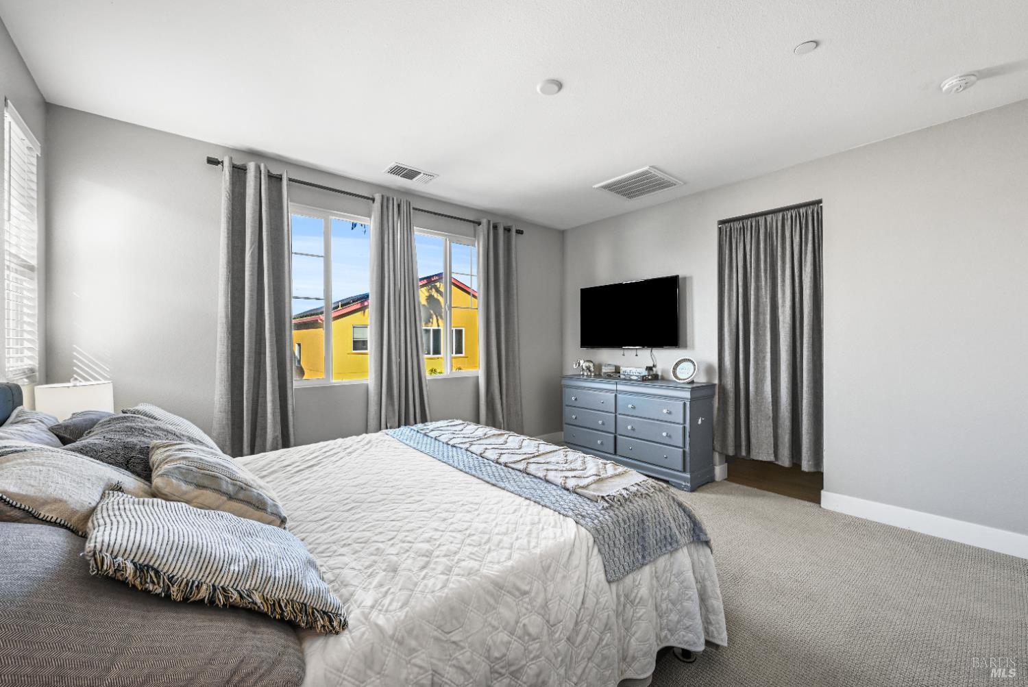 Detail Gallery Image 32 of 57 For 2617 Gable St, Santa Rosa,  CA 95407 - 4 Beds | 3 Baths