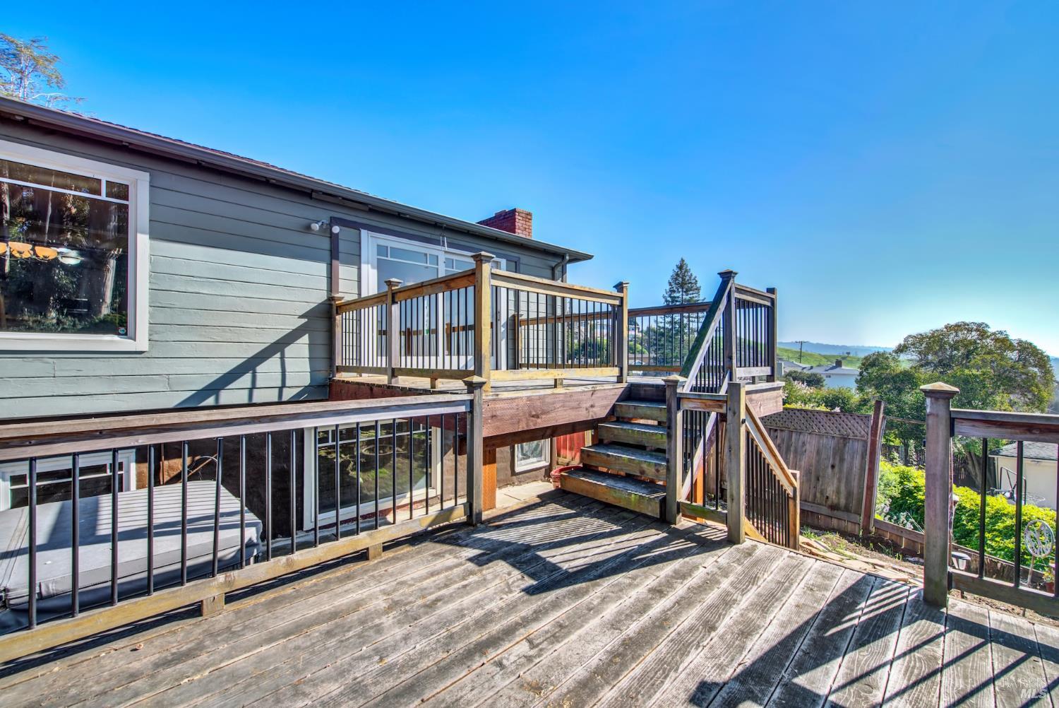 Detail Gallery Image 58 of 65 For 7937 Sunkist Dr, Oakland,  CA 94605 - 4 Beds | 3 Baths