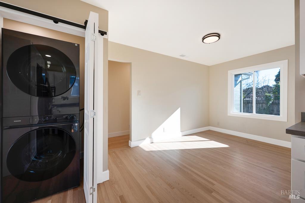 Detail Gallery Image 20 of 28 For 312 Benton St, Santa Rosa,  CA 95401 - 3 Beds | 2 Baths