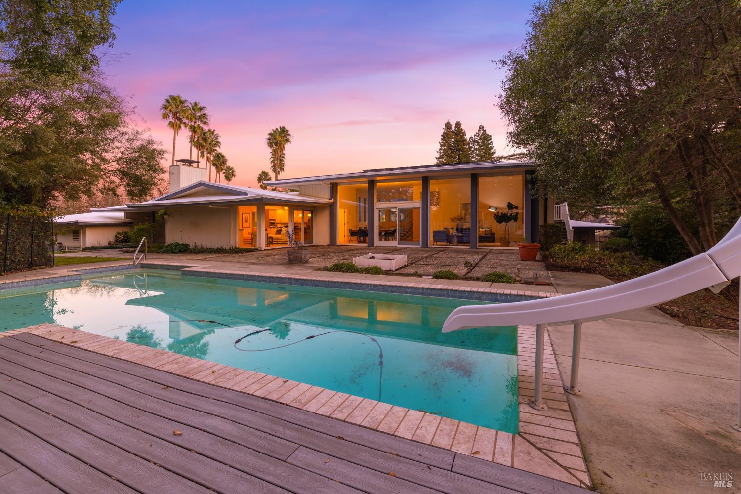 Detail Gallery Image 5 of 90 For 230 Santa Cruz Ct, Vacaville,  CA 95688 - 4 Beds | 3 Baths